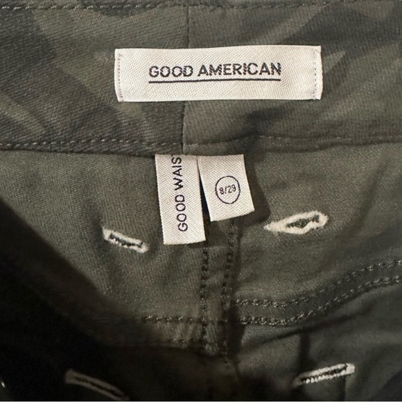 Good American Good Waist Camo Jeans, Size 8/29 - Picture 3 of 3